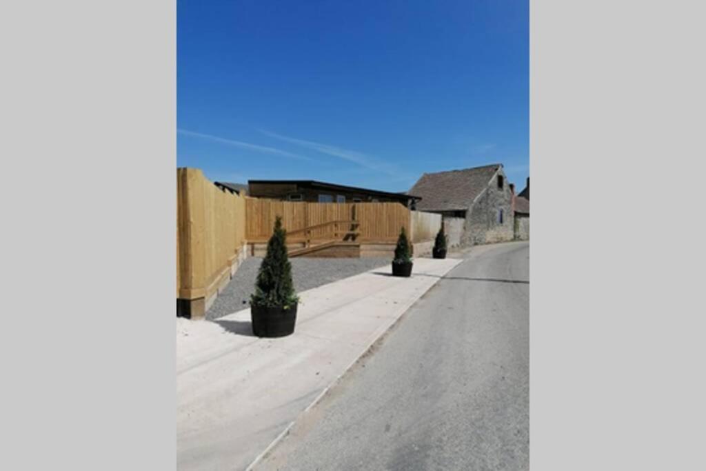 Featheredge Corner Lodge Wells Extérieur photo